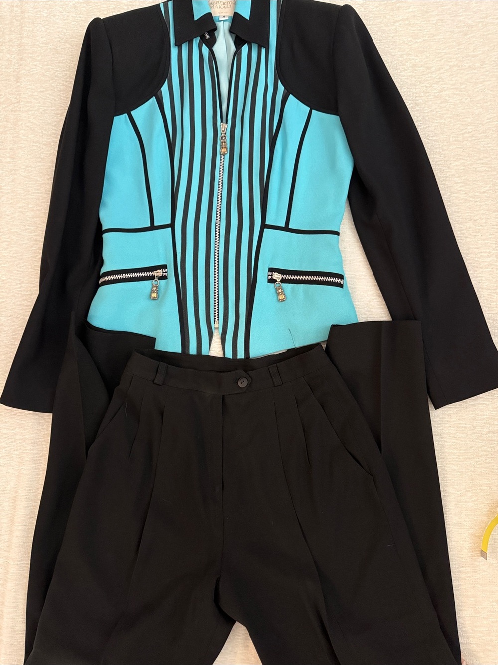 Alberto Makali 1990s Vintage Turquoise and Black Zip-Front Suit w/zipper blazer - Picture 7 of 9